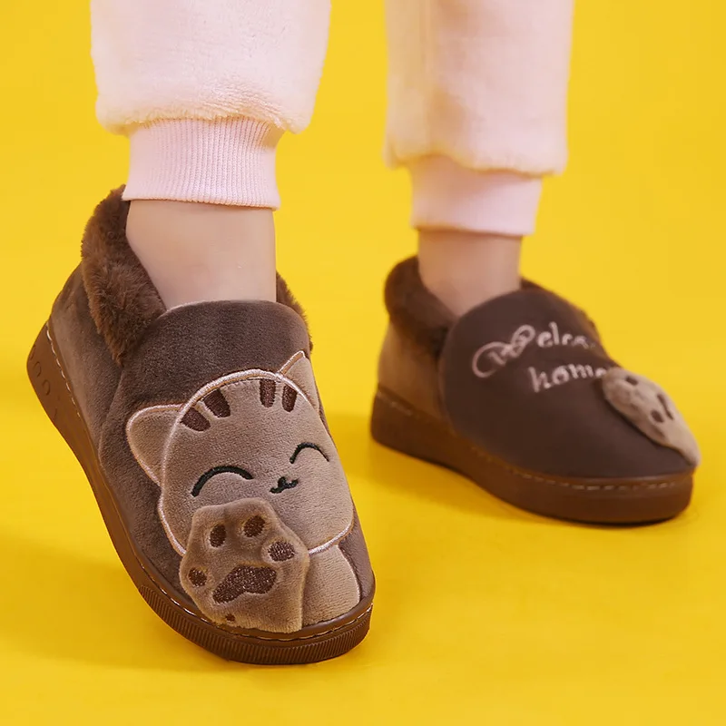 Heel Covering Coffee Одинаковые зимние домашние тапочки для всей семьи; детская обувь с рисунком котенка из мультфильма; детская обувь для спальни; теплая Домашняя обувь для мальчиков и девочек - Цвет: Heel Covering Coffee