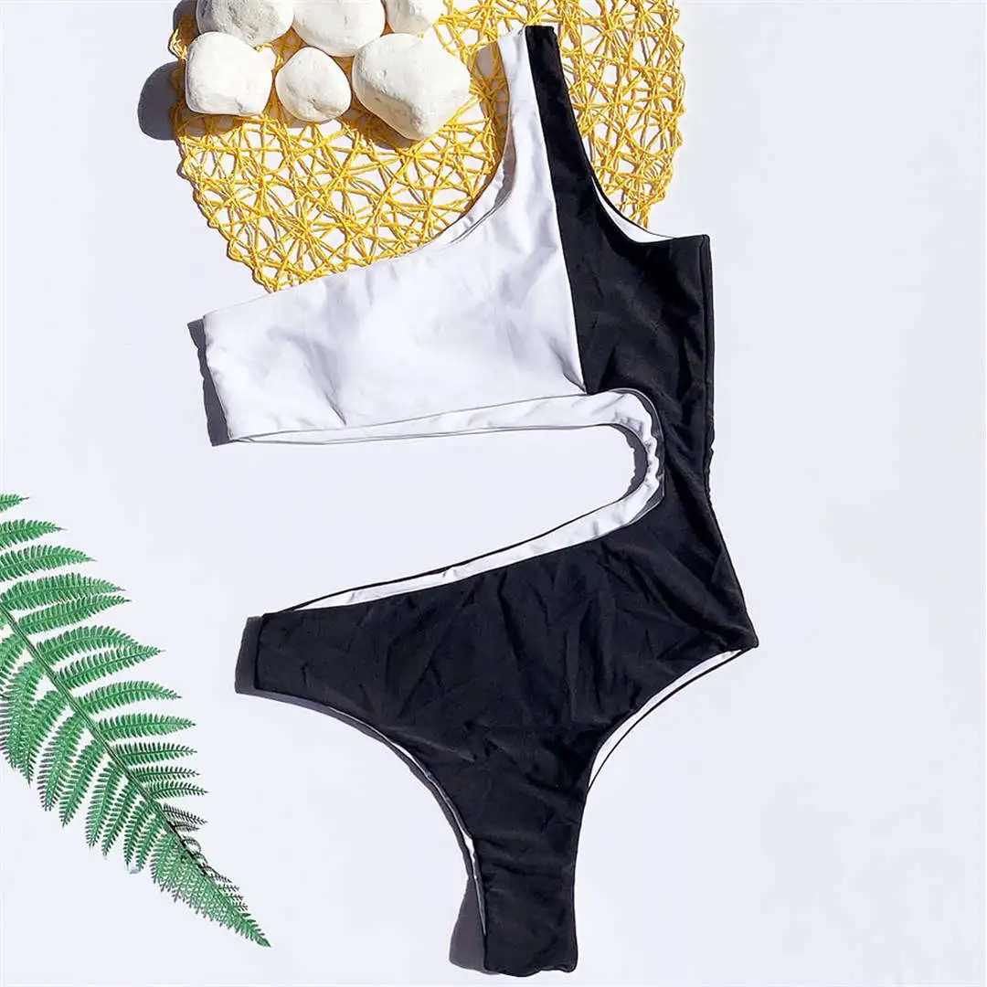 Новинка, черный и белый сексуальный цельный купальник с одним плечом в стиле пэчворк, женская одежда для плавания, женский купальный костюм с вырезами V1684