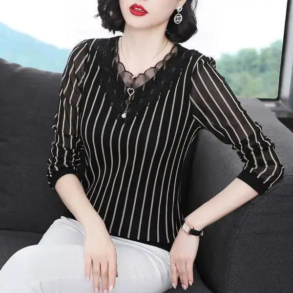 

New Spring Women's Blouse Lace V-neck Striped Bottoming Shirt Middle-aged Mother Long-sleeved T-shirt 6XL