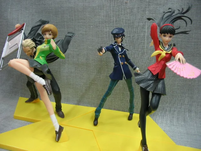 

No box 18-20cm original anime figure Satoakachie/Amagi Yukiko action figure collectible model toys for boys