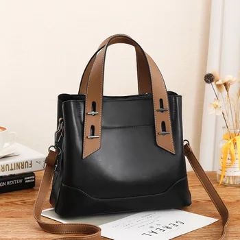 

Louis Women Bag Tassel Luxury Handbags Large Capacity Women Shoulder Bag Ladies Hasp Oil Wax Leather Women Handbags Designer