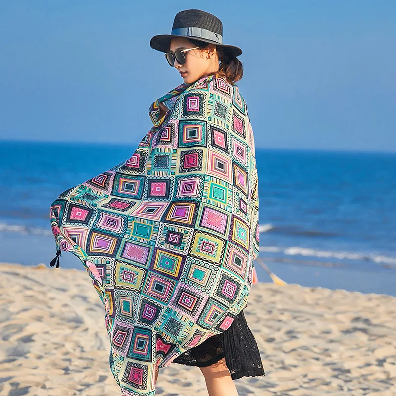 

Boho Style Retro Plaid Summer Beach Towel Geometric Scarf Women Silk Scarves Fashion Holiday Sun Protection Wentilation Scarf