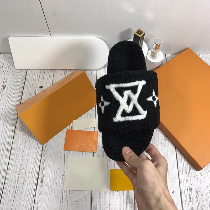 Luxury brand designer 2021 autumn and winter new cotton shoes high quality customized famous brand women's wool shoes indoor