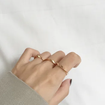 

Turnable ring male domineering single index net red female student couple ring letteringfinger net red titanium steel ring