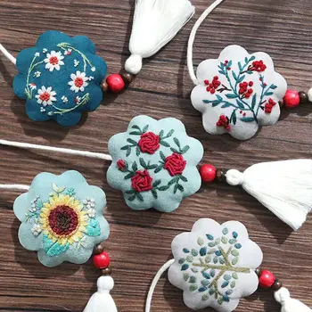 

Chinese Style DIY Embroidery Car Hanging Sachet Material Bag Hoop Kit Needlework K1MF