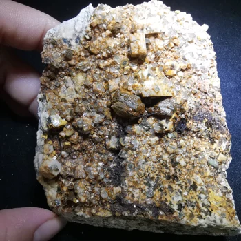 

290g.Rare natural garnet crystal hexagonal point feldspar mica brass multi mineral crystal symbiotic halo energy healing