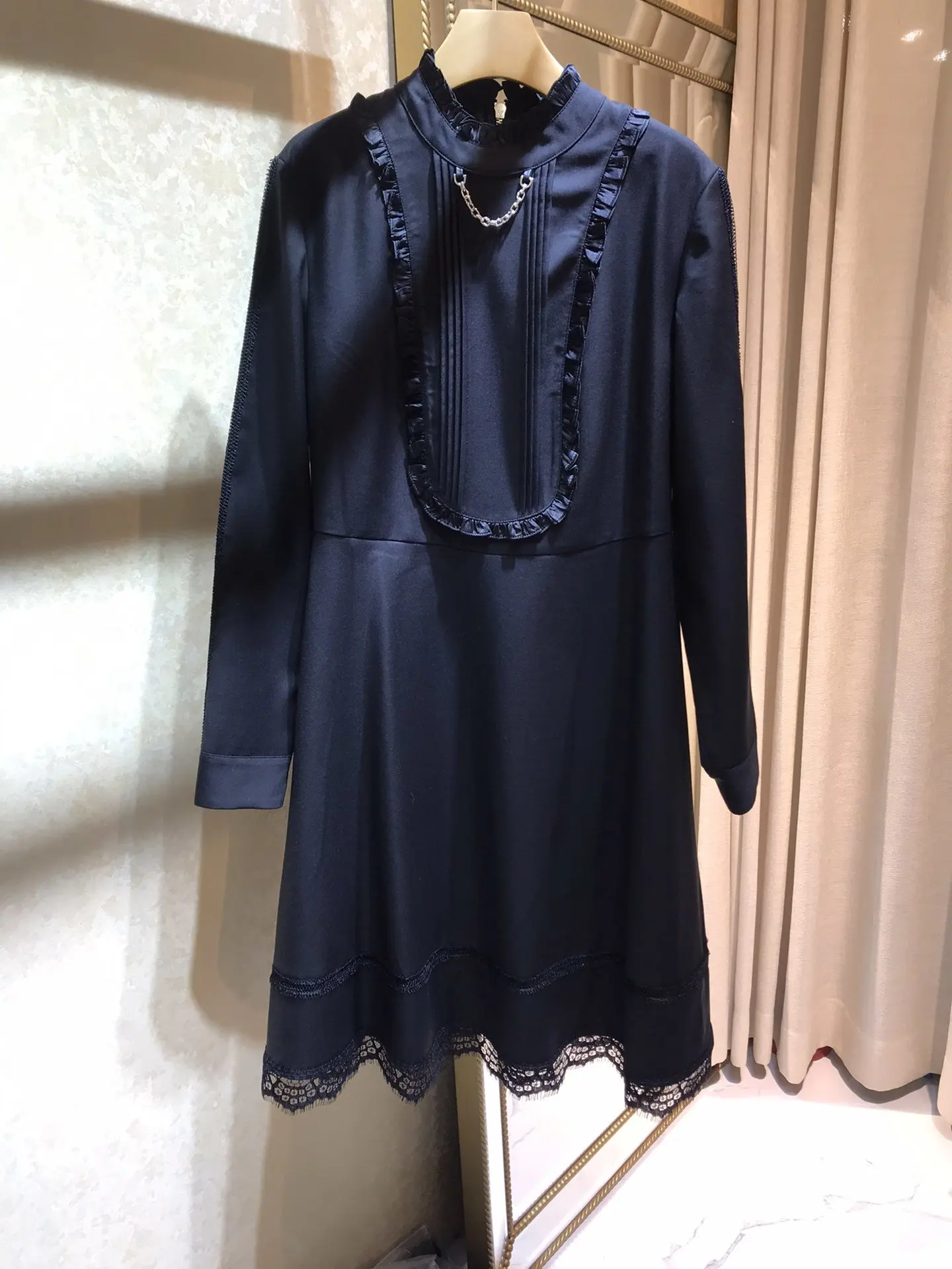 Новое Женское модное платье с длинными рукавами и воротником-стойкой, кружевное платье с деревянными наушниками 1102