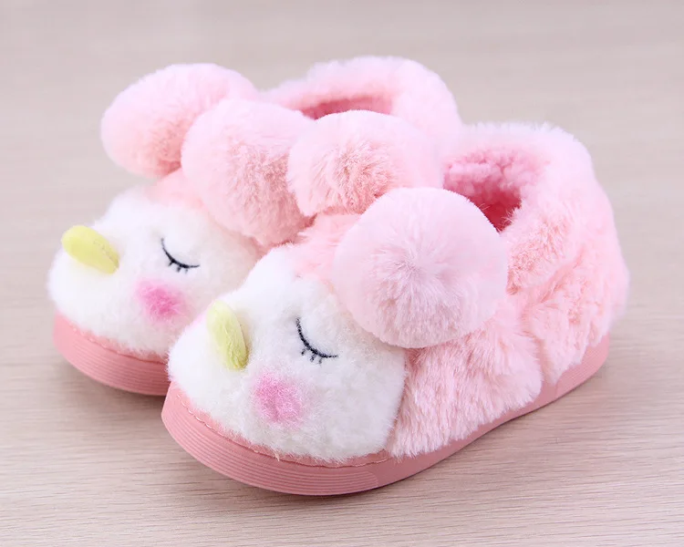 Распродажа; Kawaii; Детская плюшевая обувь для мальчиков и девочек с рисунком милых животных; зимние теплые модные тапочки для младенцев
