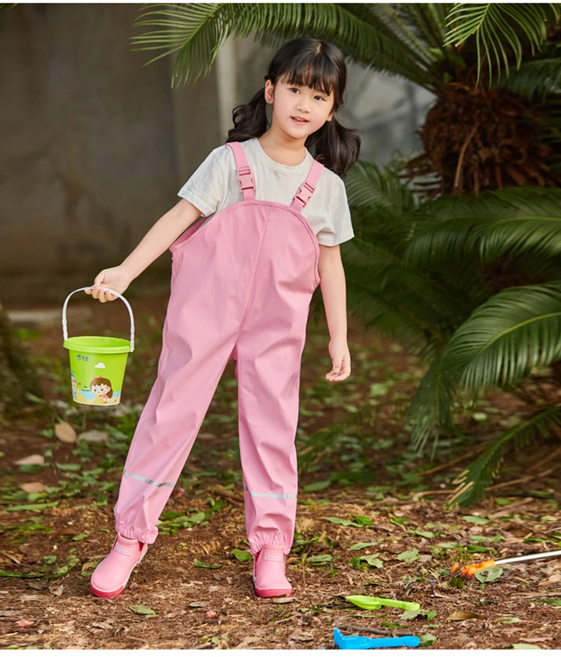 10881498493_535621502