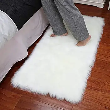 

60*120 Rectangle Soft Carpets Faux Sheepskin Fur Area Rugs for Bedroom Floor Shaggy Silky Plush Carpet White Rug Bedside Rugs