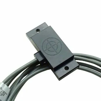 

Square capacitive proximity switch sensor E2K-F10MC1 normally open induction non-metallic liquid level powder