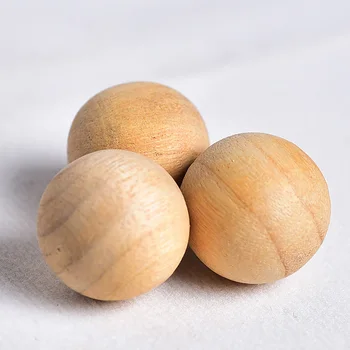 

50PCS Natural Smell Prevent Mildew Wood Camphor Moth Balls Drawer Pest Control Insect Repellent Protection Fragrant Clothes
