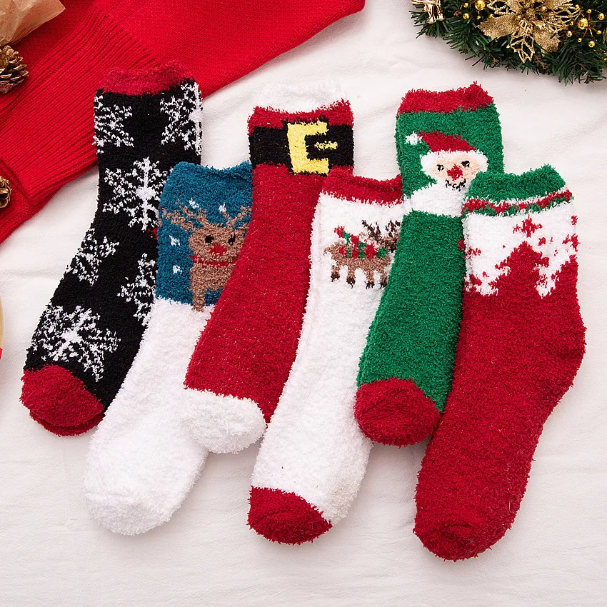 

Christmas socks ladies new products 2020 coral fleece material warmth thick half fleece elderly elk socks Christmas snowflakes