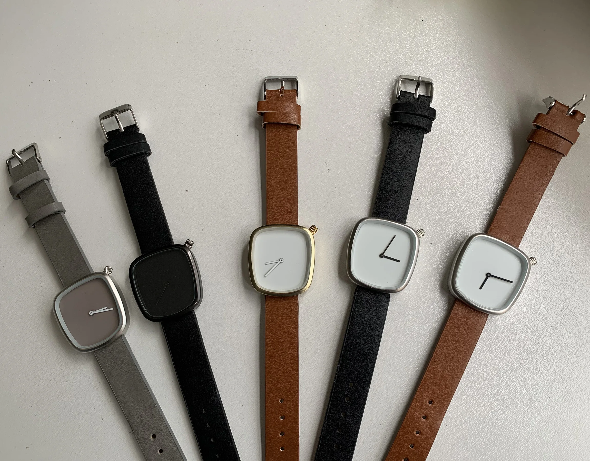 2022 Dating casual fashion minimalist quartz Vintage leather bracelet male watch female watch corelogio masculino reluple watch