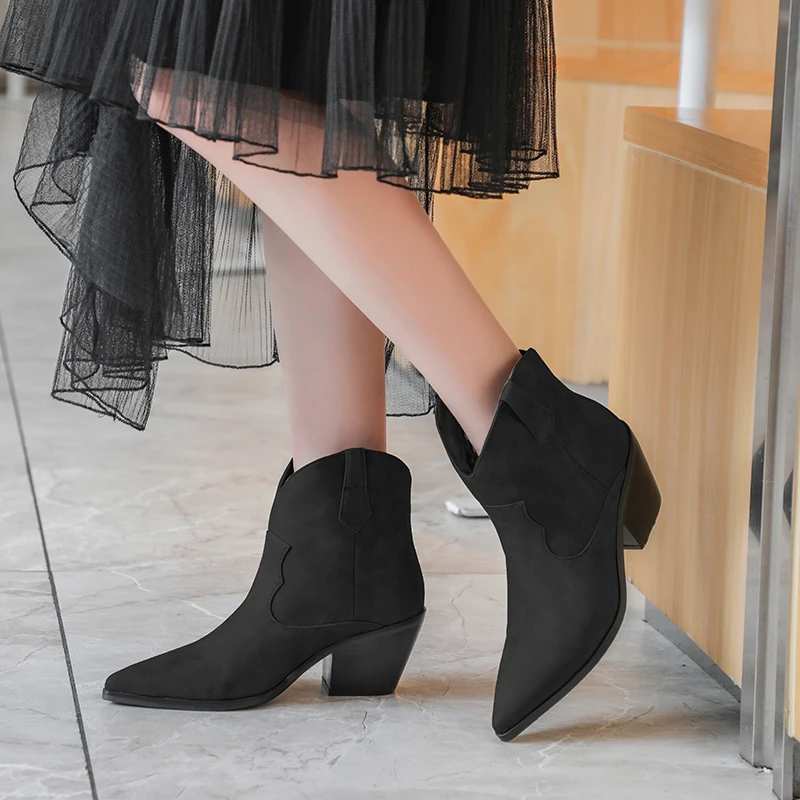 Женские ковбойские ботинки на танкетке Perixir коричневые черные из искусственной