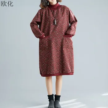

Plus Size Women Velvet Linen Dress Polka Dot Print Long Sleeve Turtleneck Dress Vintage Women 2019 New Winter Patchwork Dress