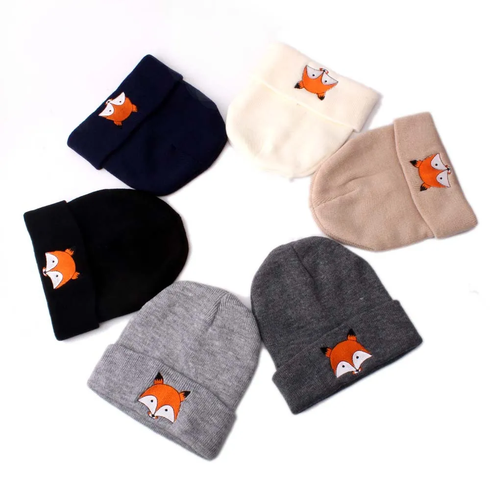 

2020 New Autumn Winter Outdoor Crochet Women Skullies Hat Fox Embroidery Print Head Cap Lady Knitted Warm Cap Women Beanies Cap