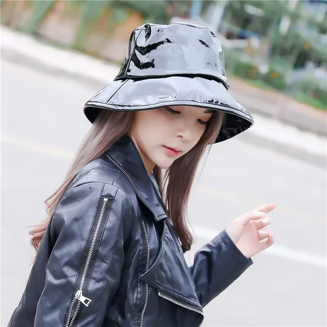 Top Fashion Leather Bucket Hat For Mens Womens Foldable Fishing Caps Blue  Letters Fisherman Beach Sun Visor Fisherman Hat From Butterfly168, $19.1