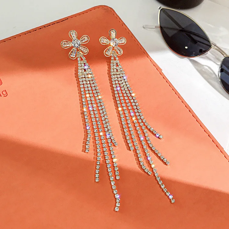 

2019 New Gold Color Long Crystal Tassel Dangle Earrings for Women Wedding Drop Earing Fashion Jewelry Gifts