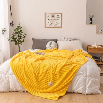 Flannel Blankets for Beds Solid Yellow Color Soft Warm Square Blanket On the Bed Thickness Throw Blanket - Цвет: yellow