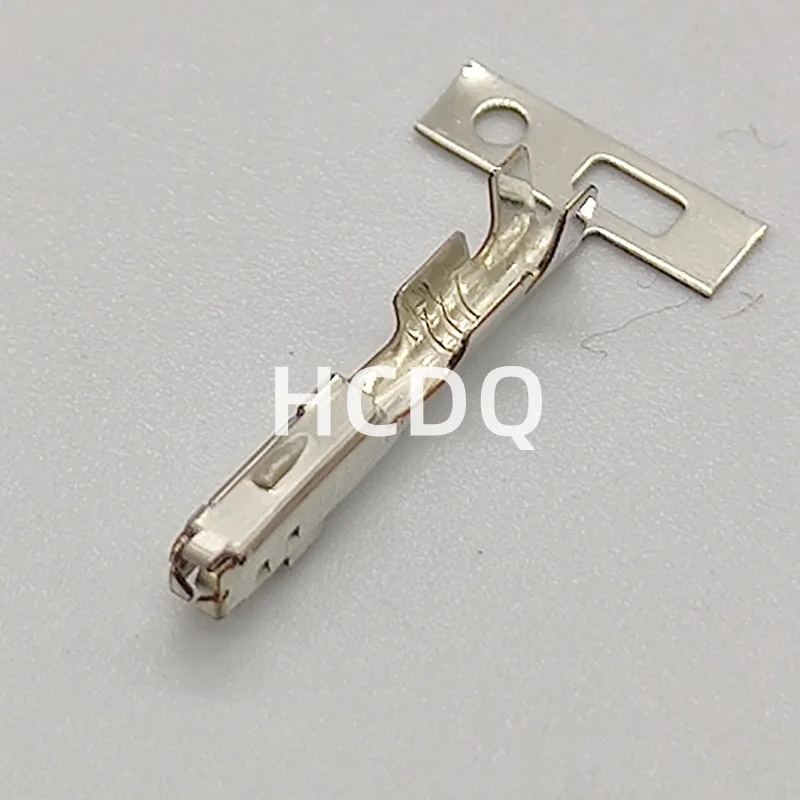 100 PCS The original 7116-4231-02 Female automobile connector shell and terminal are supplied from stock