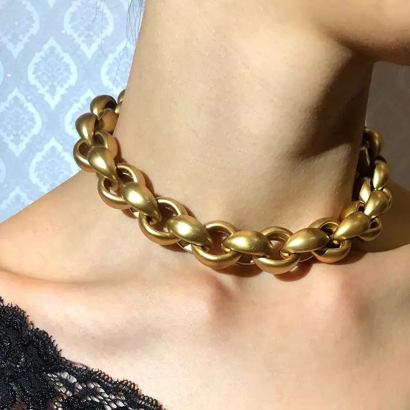 

JUST FEEL Vintage Gold Link Chain Choker Necklace For Women Men Heavy Metal Circle Statement Necklace Female Jewelry Accessories