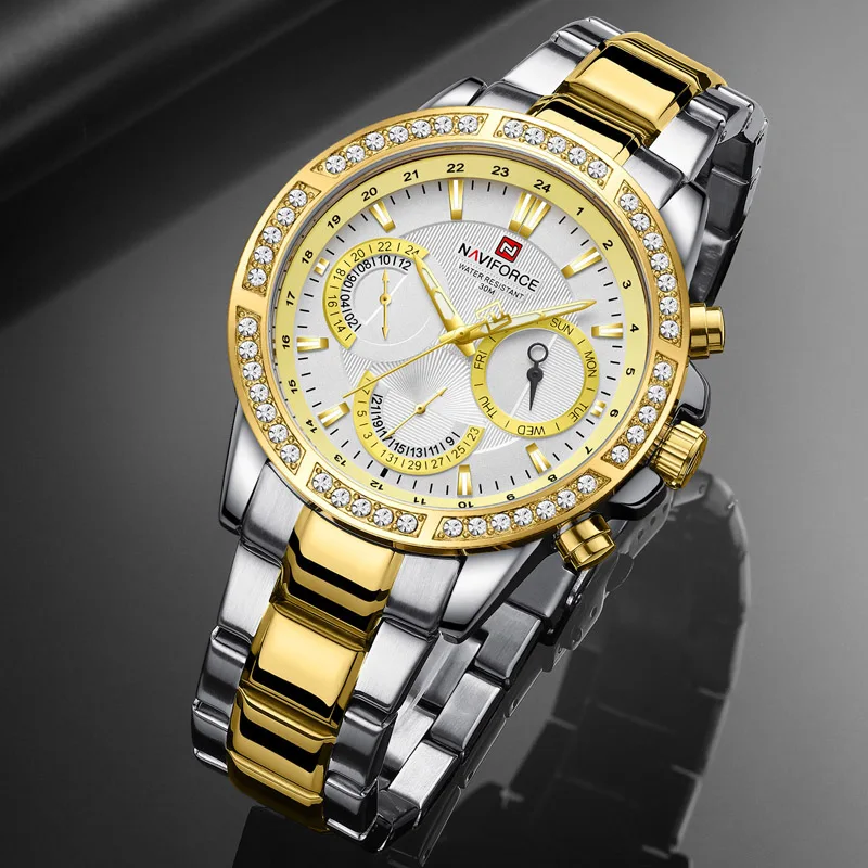 

NAVIFORCE New Men's Watch Luxury Diamond Design Multi-Function Casual Watches Stainless Steel Wristband Waterproof Quartz Clock