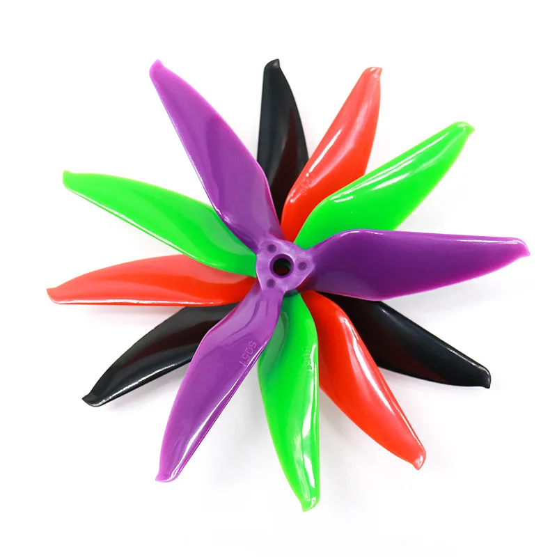 

Are Jumping through Machine Blade 5051 5-Inch Monochrome Propeller Leaf Mounting Holes Four-axis Racing Unmanned Aerial Vehicle
