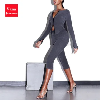 

Autumn Two-piece Women Set Sexy Zipper Crop Tops Woman Zip Cuff Design High Waist Knee Length Shorts 2pcs Set For Femme Fashion