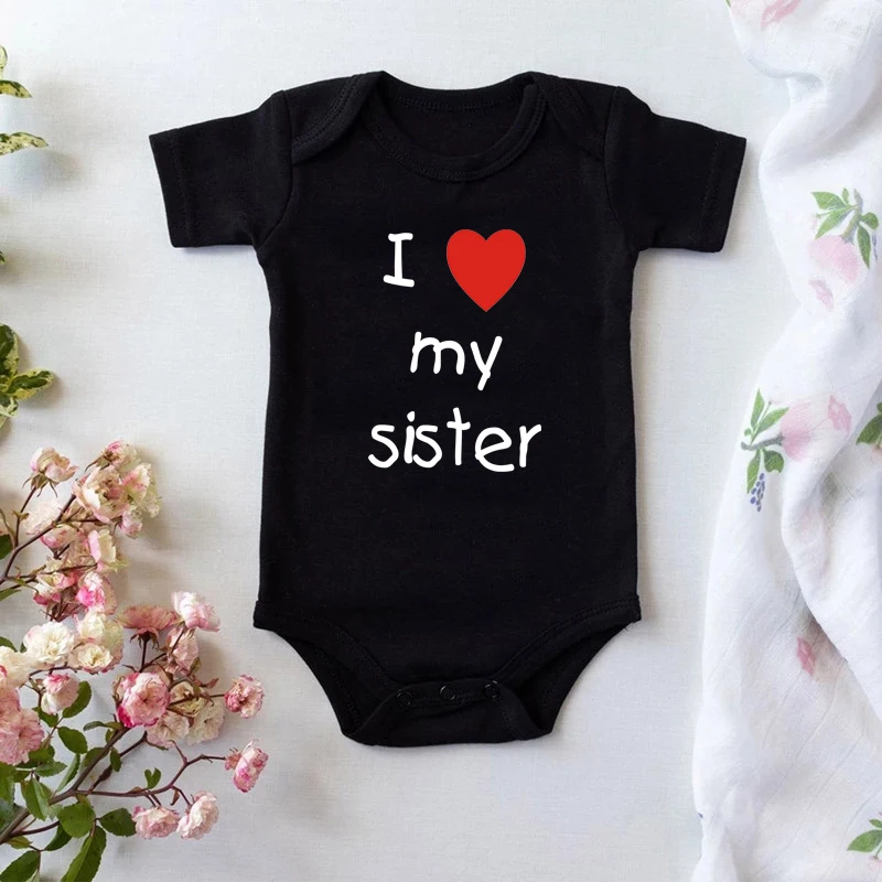 Хлопковый комбинезон для новорожденных с надписью I Love My Sister и коротким рукавом |