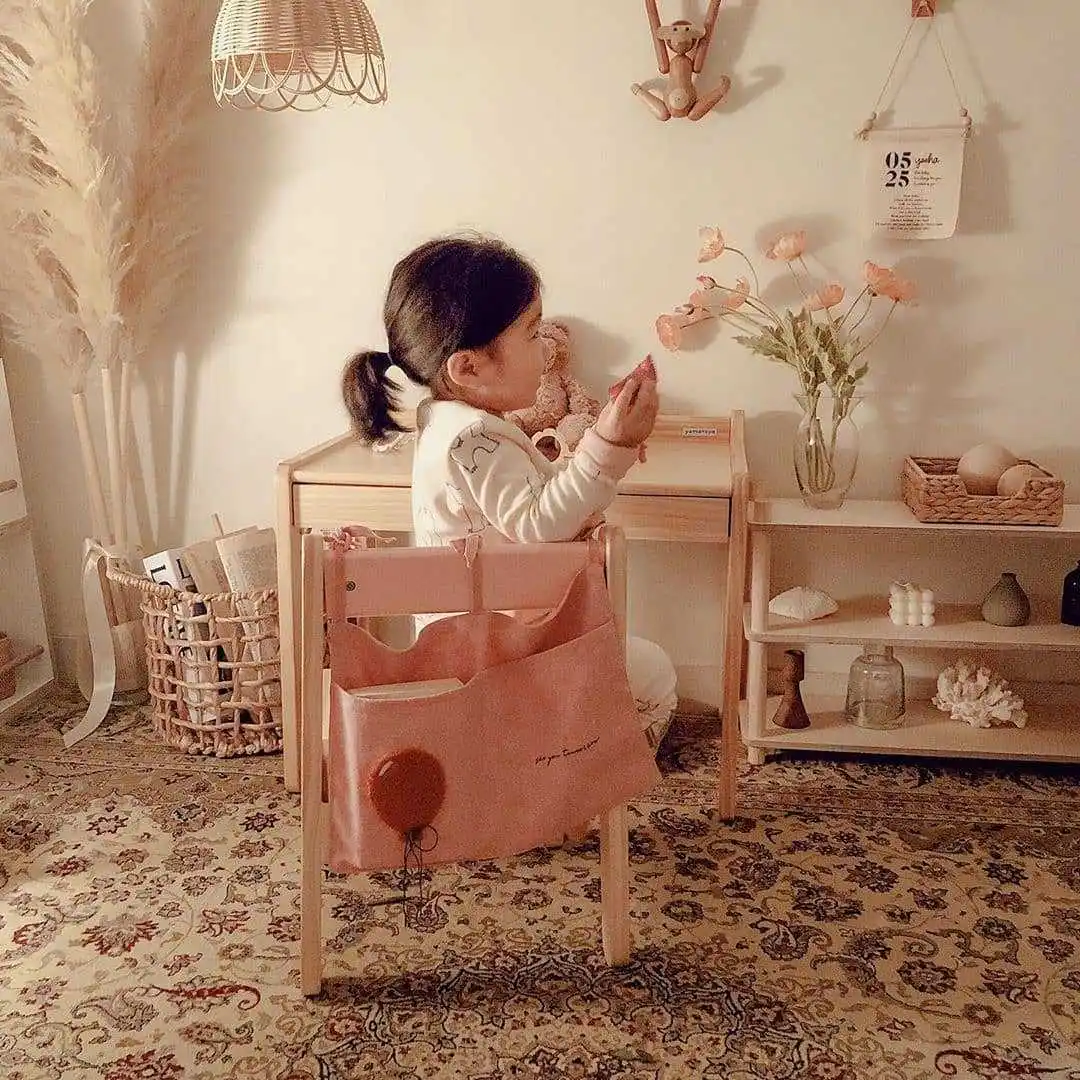 침대 옆 보관 가방 자수 풍선 리넨  어린이 침대 주최자  필수품을위한 교수형 가방 침대 교수형 기저귀 장난감 조직