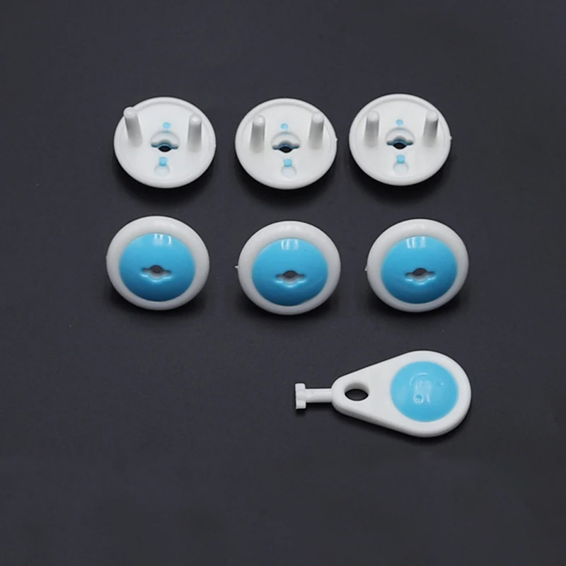 7pcs/set Socket Protector Baby Electrical Safety EU Power Outlet Protector Cover Anti-electric Shock Plugs Safety Guard Locks