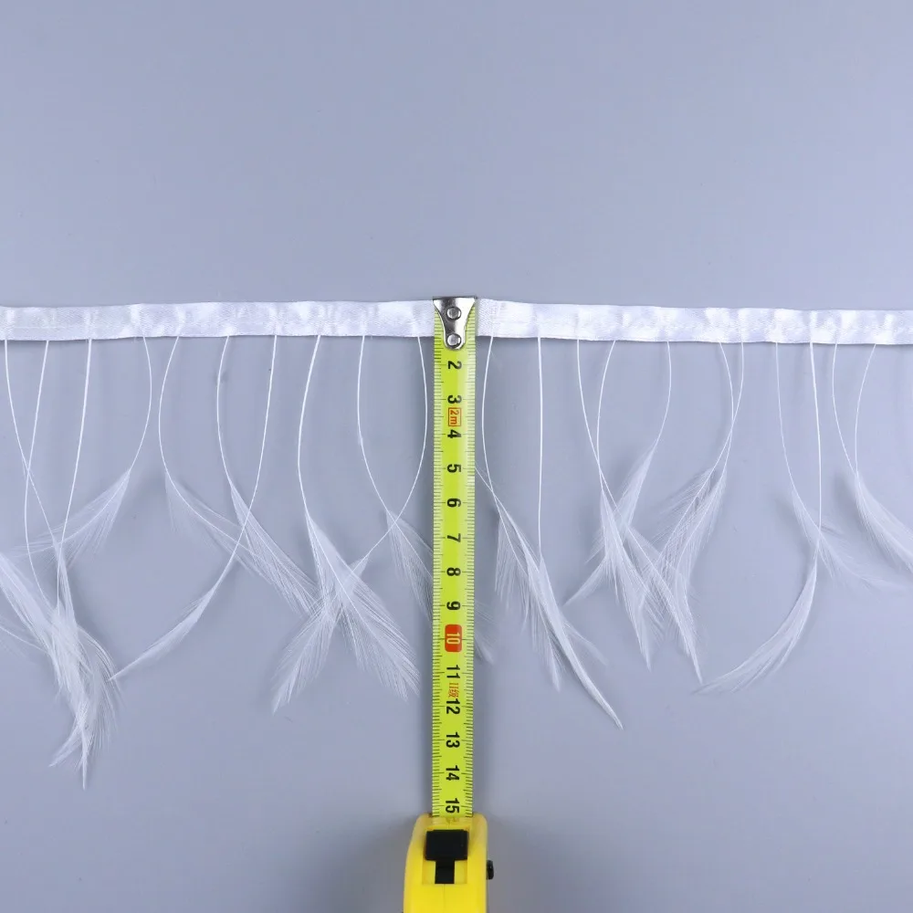 JB0502012 white chicken necklace feather trims 3