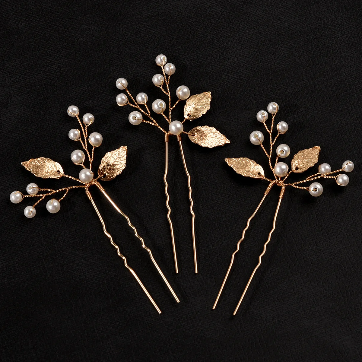 3pcsUshapedHairpinwithLeafDecorFauxPearlsHairRollersClipsWeddingPartiesHairPins.jpg