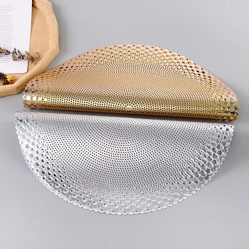 Lot De 8 Sets De Table Ronds Argentés En PVC Résistant à La