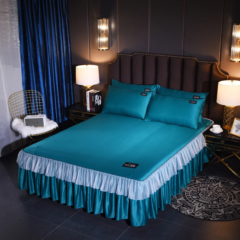 Unique Double lace design print bed cover With Fixing strap and pillowcase bedspread for bed for Home/hotel Decoration 10 color
