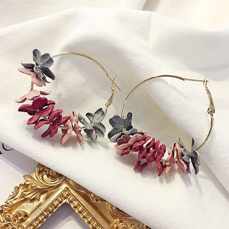 

Fashion Elegant Fabric Flower Drop Earrings For Women Bijoux Sweety Colourful Petal Alloy Ear Circle Big Earrings Charm Brinco