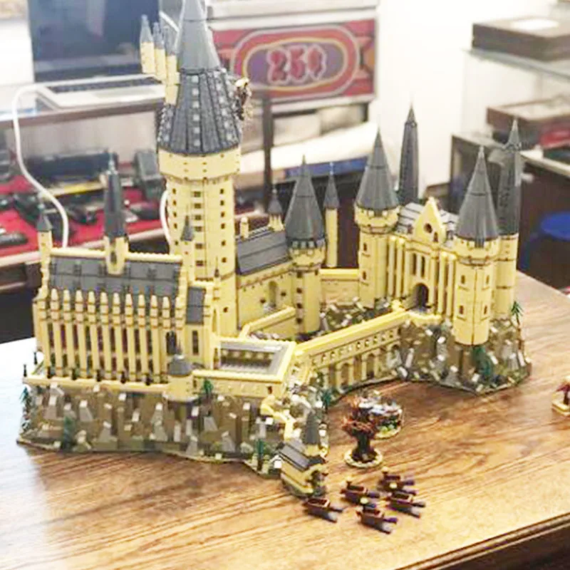 Comprar 16060 6742 Uds serie de películas Castillo Mágico modelo bloques de construcción juguetes de ladrillo regalos de navidad Compatible Castillo Mágico 71043 en Stock