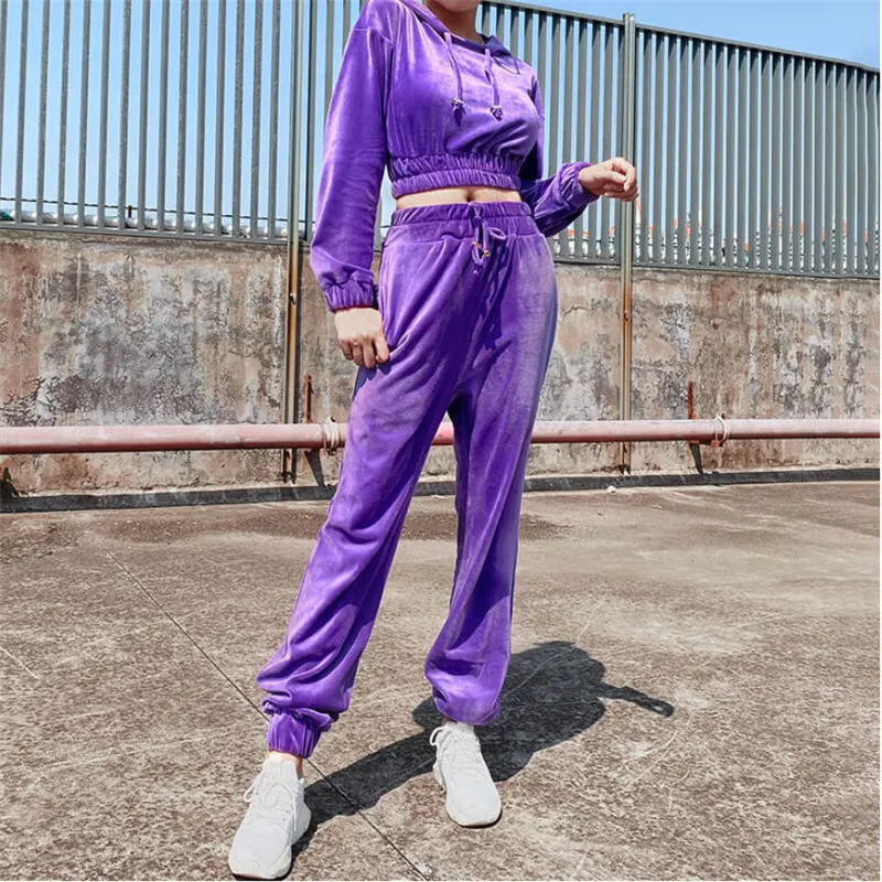 Women Autumn Fleece Sweatshirt And Pants Sets Short Hooded Sweatshirt and Pants Capris Club Csaul Outfit Suits Clothing Women Autumn Fleece Sweatshirt And Pants Sets Short Hooded Sweatshirt and Pants Capris Club Csaul Outfit Suits Clothing