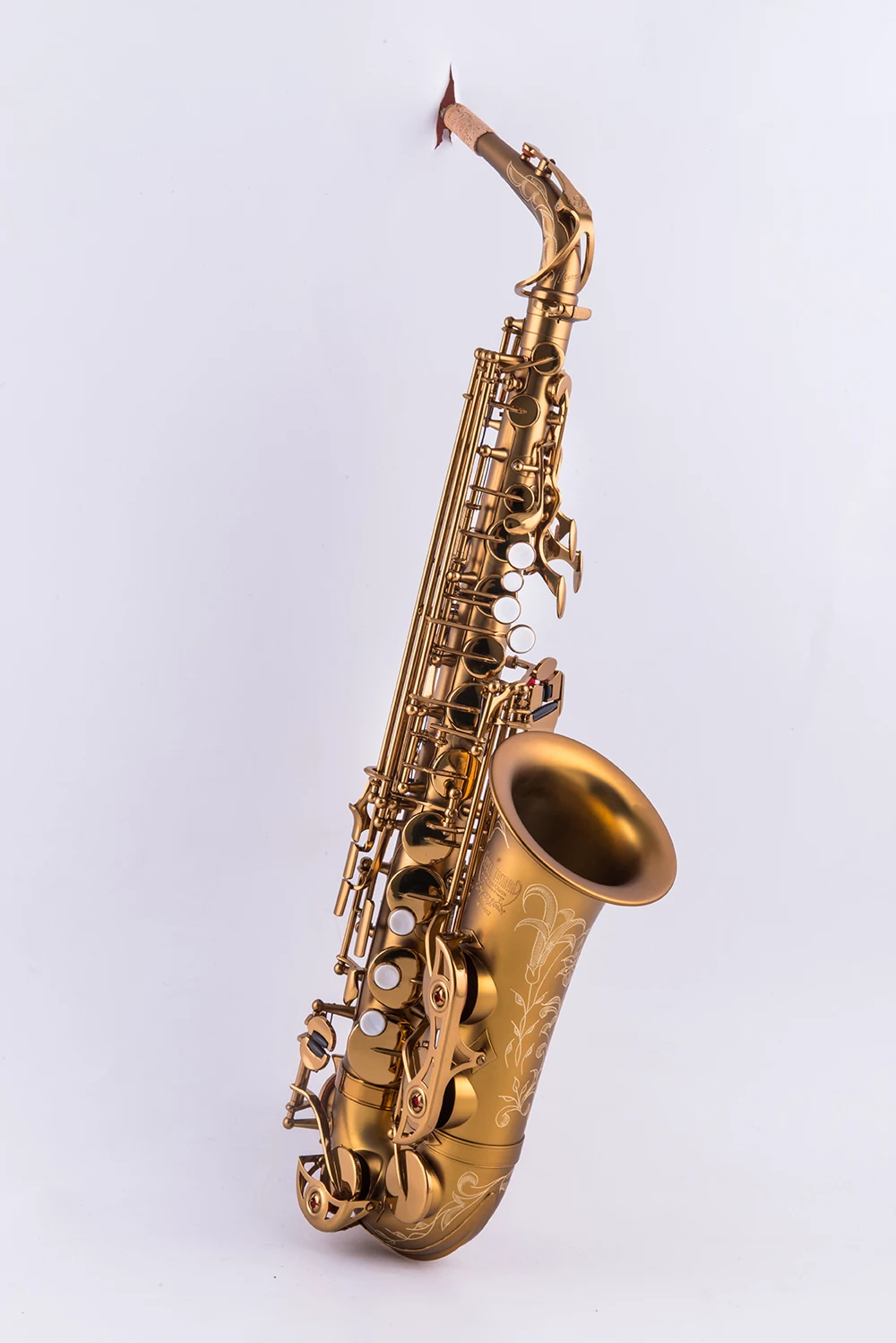 Professional Alto Saxophone Naiputesi Nas62 Eb Matte Lacquer Gold