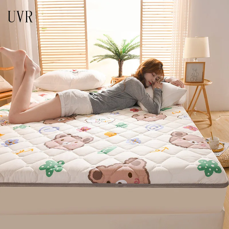 UVR Cartoon Mattress Two-sided Experience Tatami Thickened And Foldable Bed Cushion Have Intimate Bandage Dormitory | Мебель