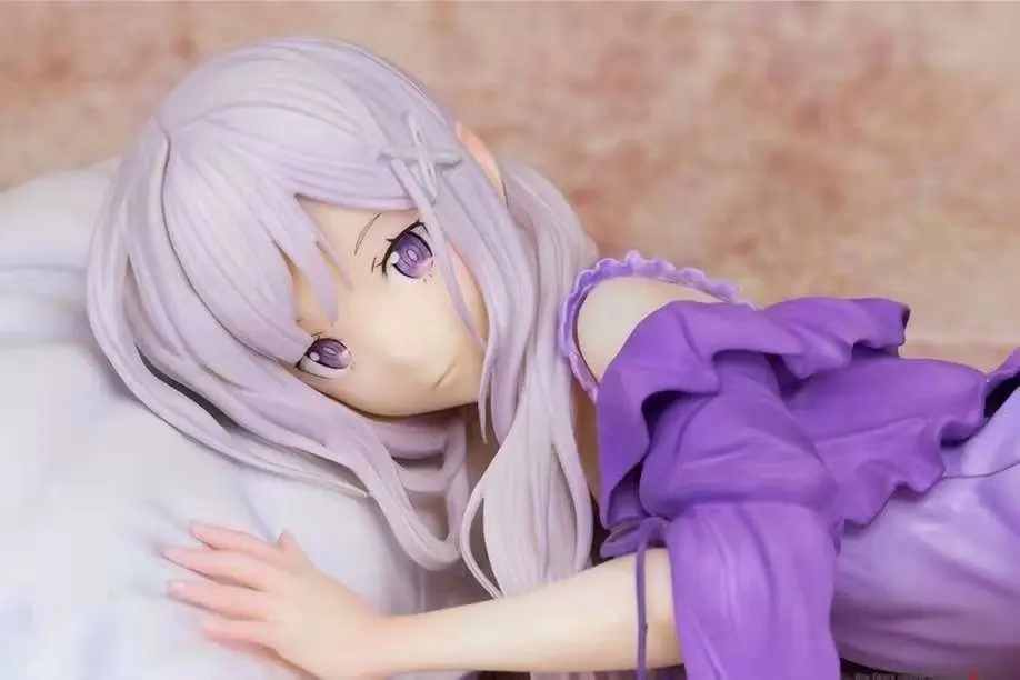 

From Scratch a Different World Life Sleeping Position Seikatsu Cosplay Wig Amelia Boxed Garage Kit Model