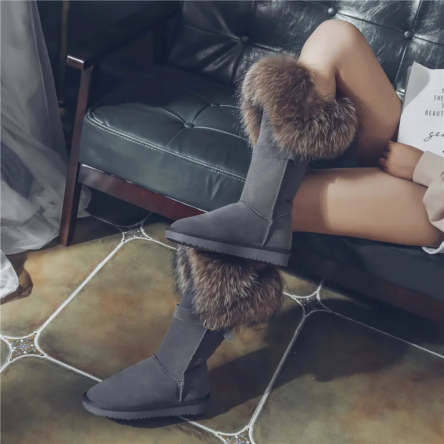 gray suede fur G и zacoбыл натуральный зимние ботинки с лисьим мехом Для женщин натуральная кожа коровы замшевые кожаные ботинки Зимние черные сапоги до середины икры, женские сапоги выше колена из меха енота; теплые сапоги на плоской подошве - Цвет: gray suede fur