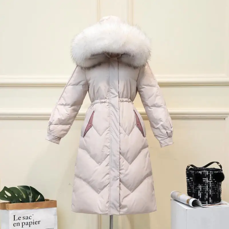 Fitaylor Женское зимнее пальто Белые парки на утином пуху куртки с капюшоном из натурального меха енота пальто средней длины - Цвет: Бежевый