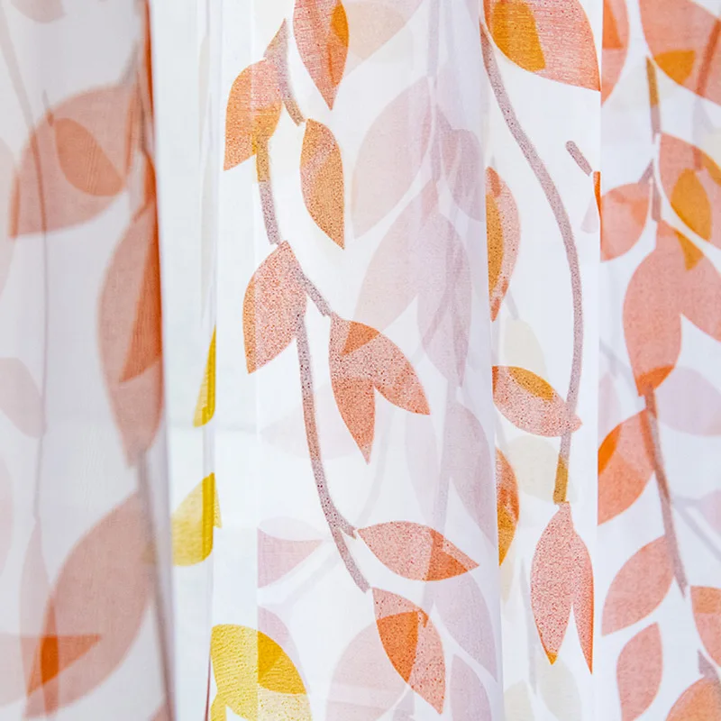 10718017496_655624002