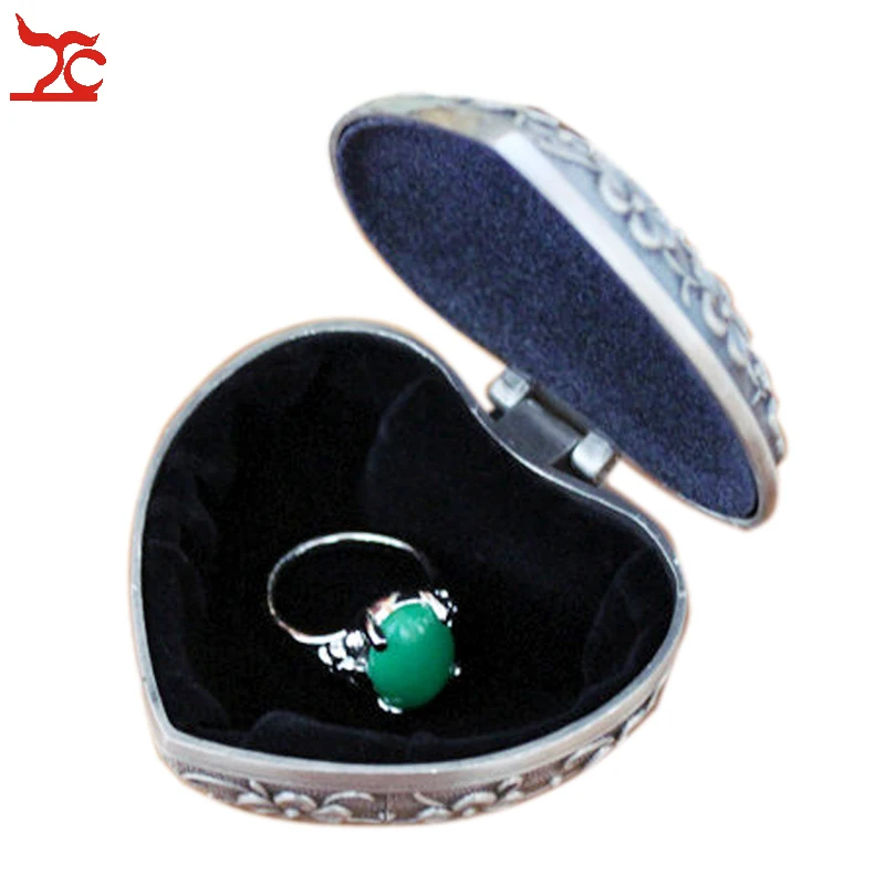 

Fashion Metal Antique Jewelry Box Ring Jewelry Storage Organizer Chest Christmas Gift Small Gift 6*6*3cm