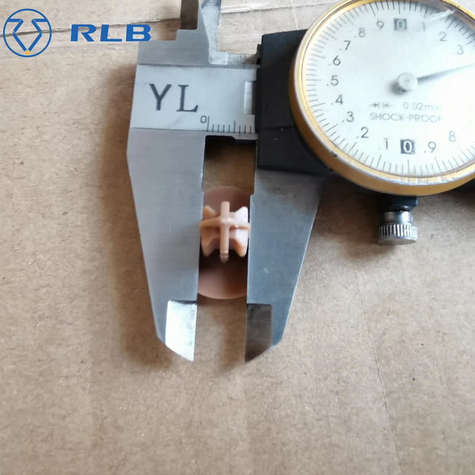 50x Clip di fissaggio per pannello bordo porta in nylon per ricambi E46