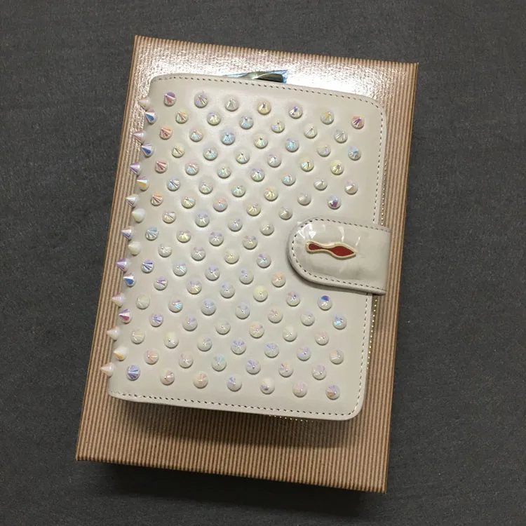 Monedero Monederos Para Mujer Monedas кошелек с заклепками кожаный длинный параграф первый слой из воловьей кожи европейский и американский мягкий - Цвет: see chart