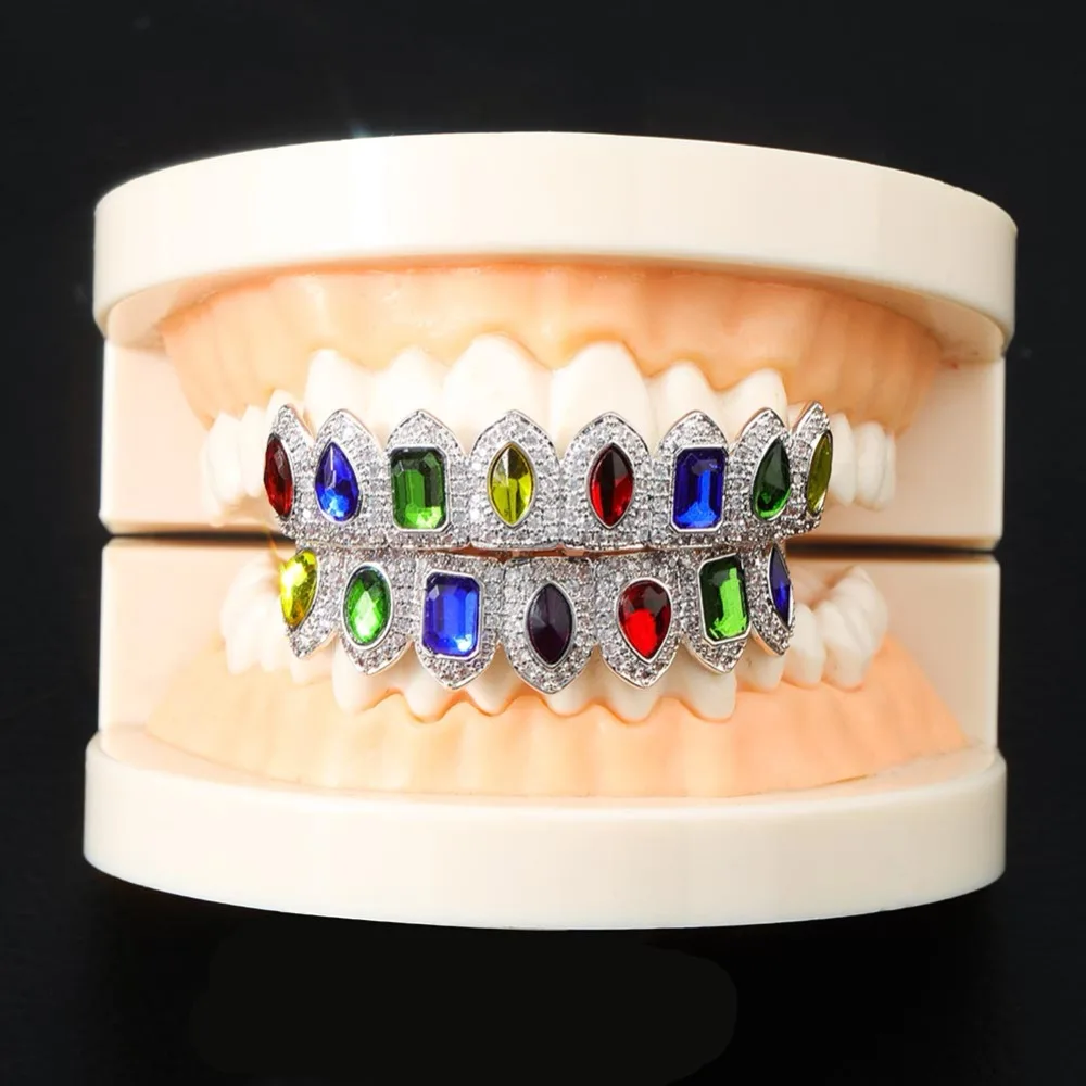 GUCY хип-хоп золотые вампирские клыки для зубных грилей шапки микро проложить многоцветные CZ Bling кубический цирконий сверху и снизу зубы Grillz