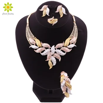 

Bridal Dubai Gold color Jewelry Set Crystal Necklace Bracelet Earrings Set Nigerian Wedding Party Women Leaves Shape Jewelry Set
